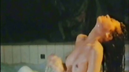 Blonde mignonne video sex streaming gratuit baisée avec strapon et poings (Zdonk)